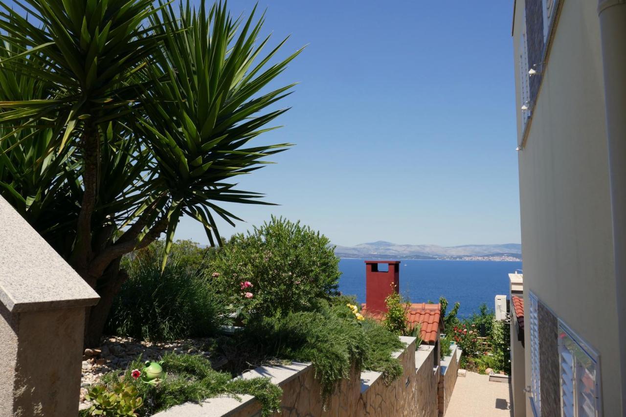 Vila Vita Donje Selo na Šolti Exteriör bild