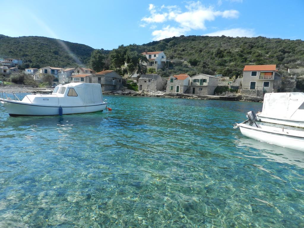 Vila Vita Donje Selo na Šolti Exteriör bild